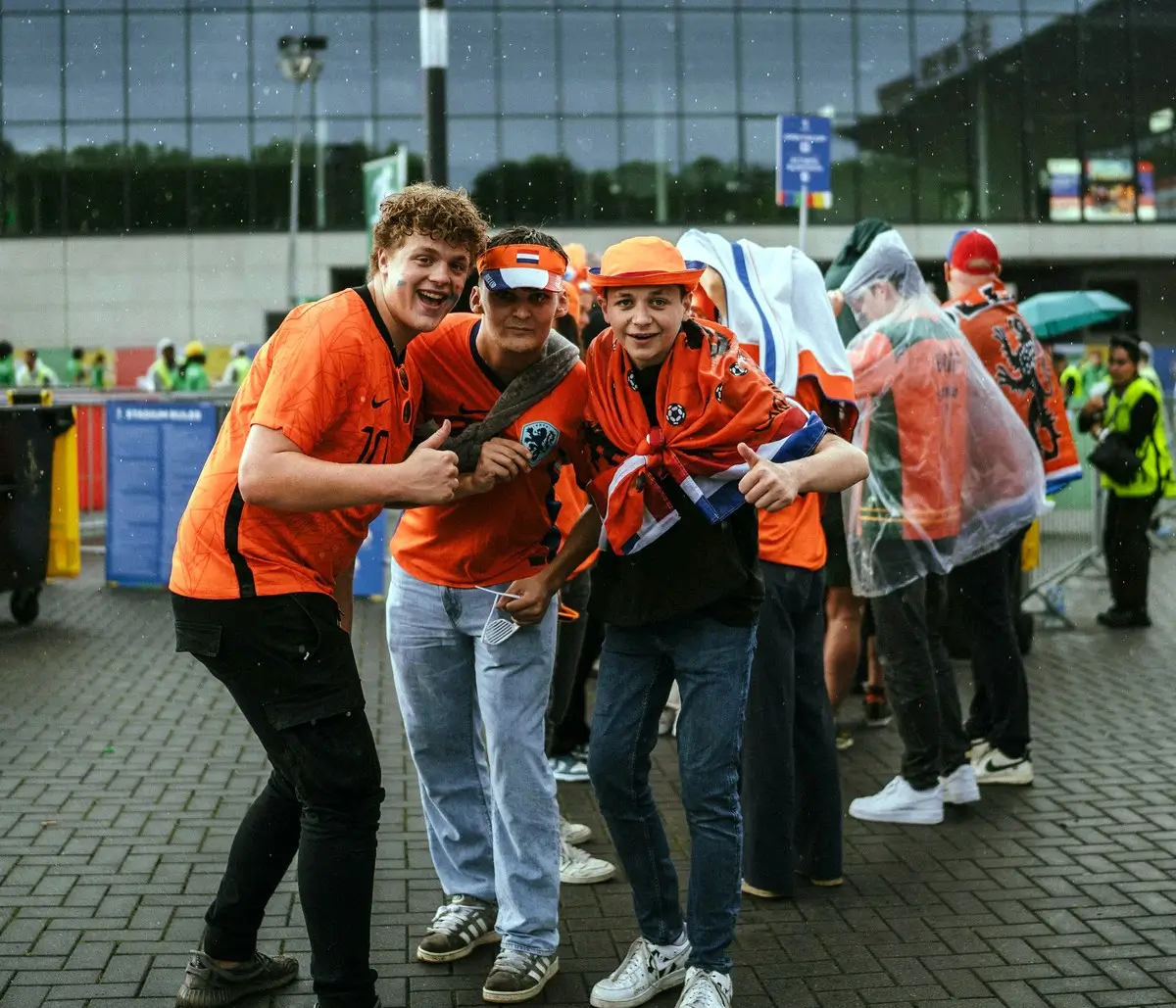 Fußballfans aus Niederlande