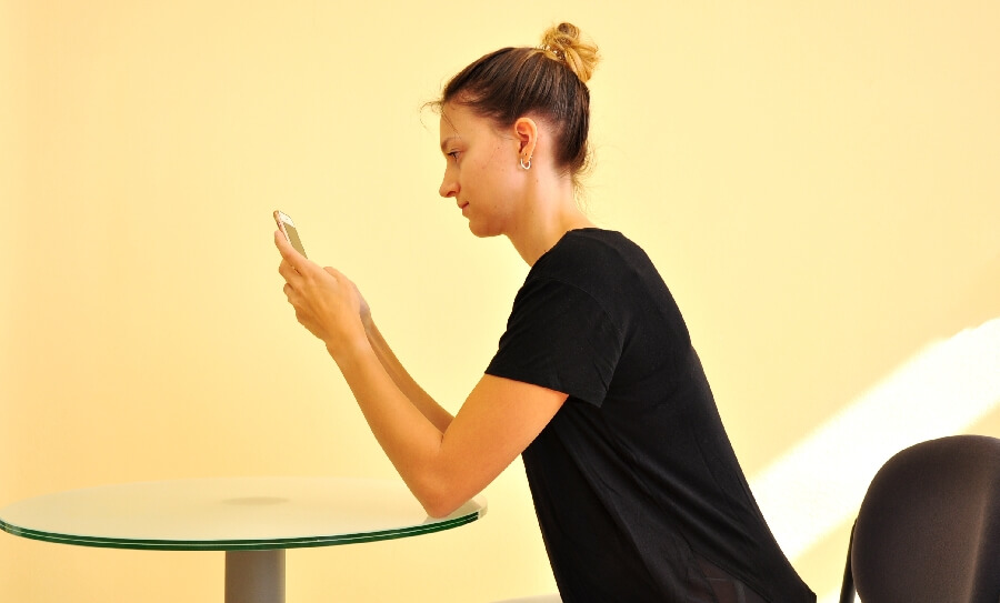 Handy Haltung by Orthopaedisches Spital Speising2 900