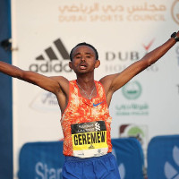 Wahnsinn Dubai Marathon: 7 Äthiopier unter 2:05 Stunden