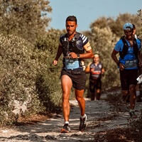 Läufer bei einem Trailrun