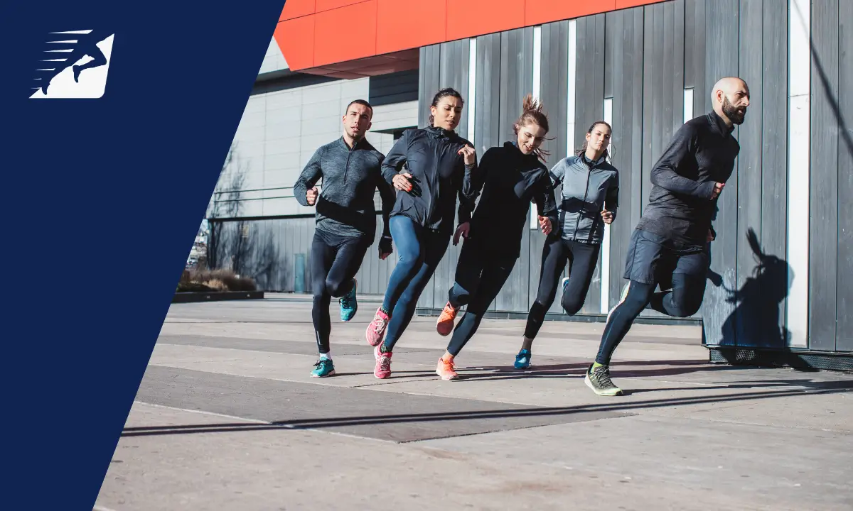 Mehrere Läufer bei einem Tempolauf