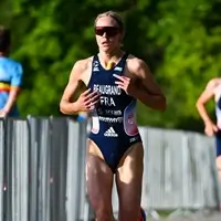 Triathletin Cassandre Beaugrand bei der WM 2022