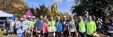 Tullner Lauftage 2025: Der 300er inmitten der 100 Marathon Club Mitglieder