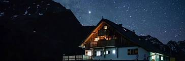 Die Potsdamer Hütte in den Stubaier Alpen
