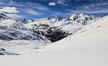 Tb W445 H270 Cut Int 93285626ce2134bac13dee7678423830