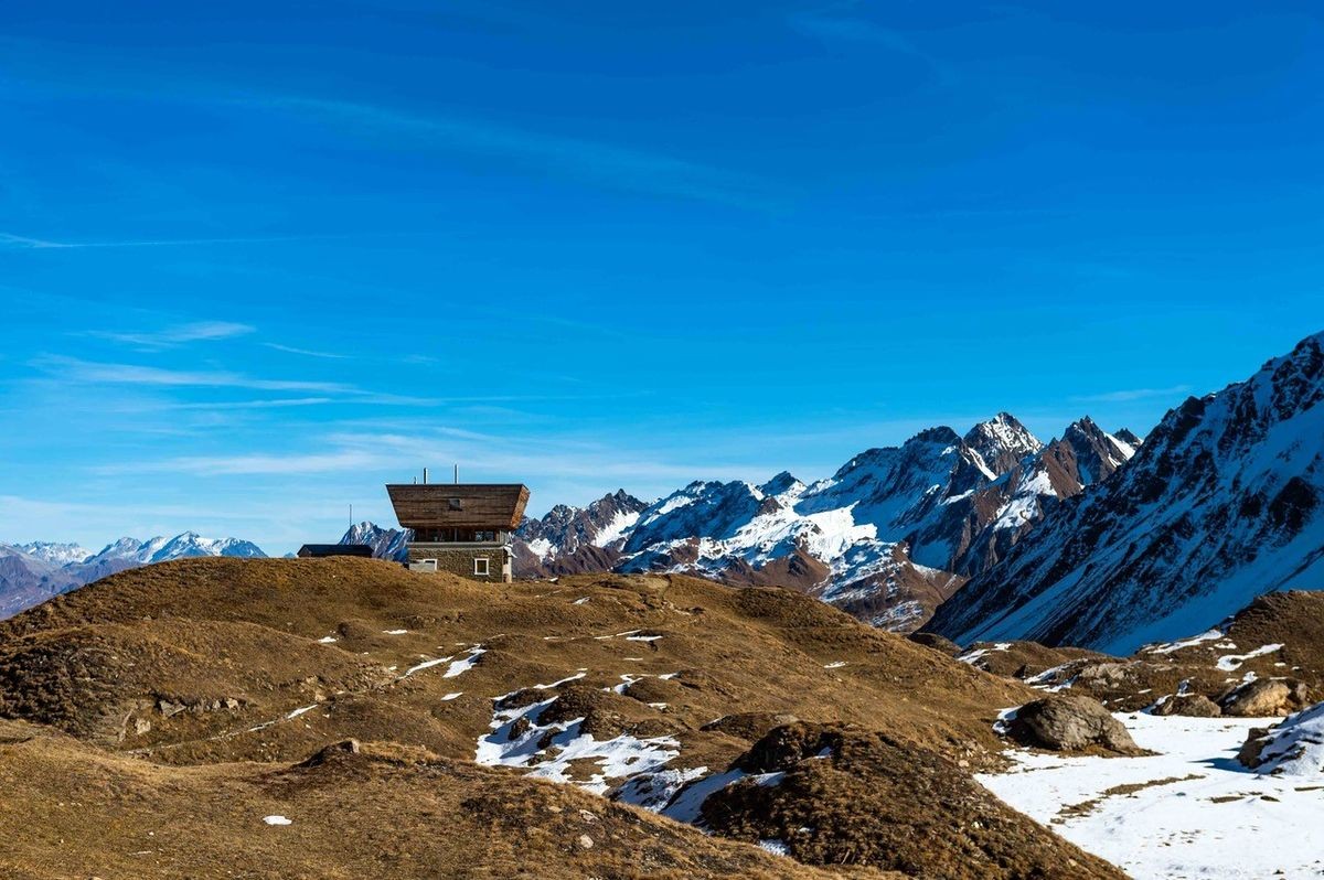 Die Capanna Corno Gries in den Tessiner Alpen