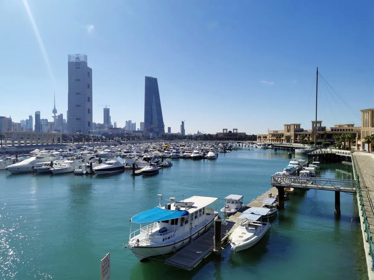 Kuwait Marathon 2024: Blick auf die Marina
