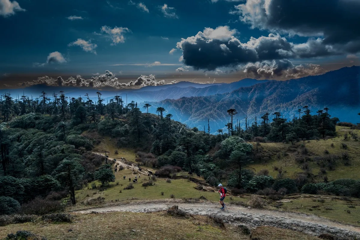Himalayan 100 Miles Stage Race 2025: Mystische Trails