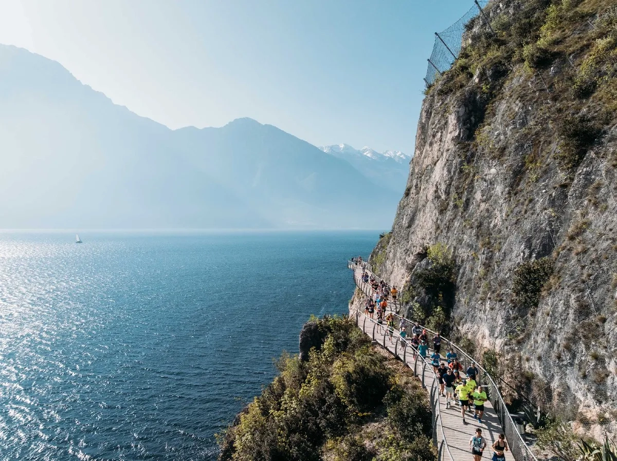 Die beeindruckende Laustrecke beim Lake Garda 42 Marathon