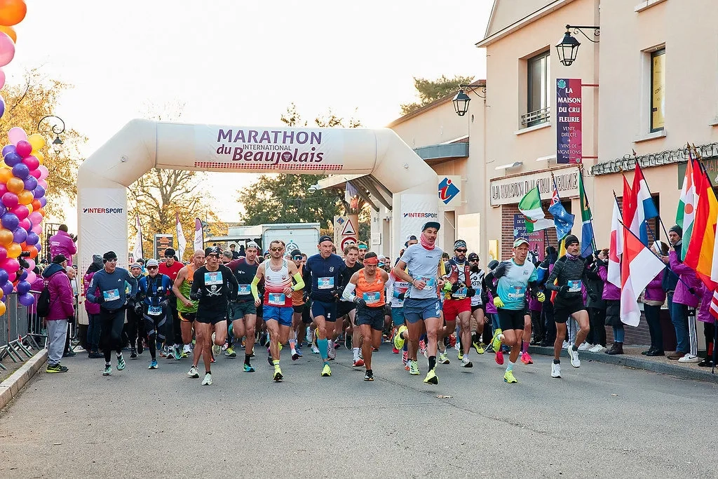 Marathon du Beaujolais: Start des Marathons in Fleurie