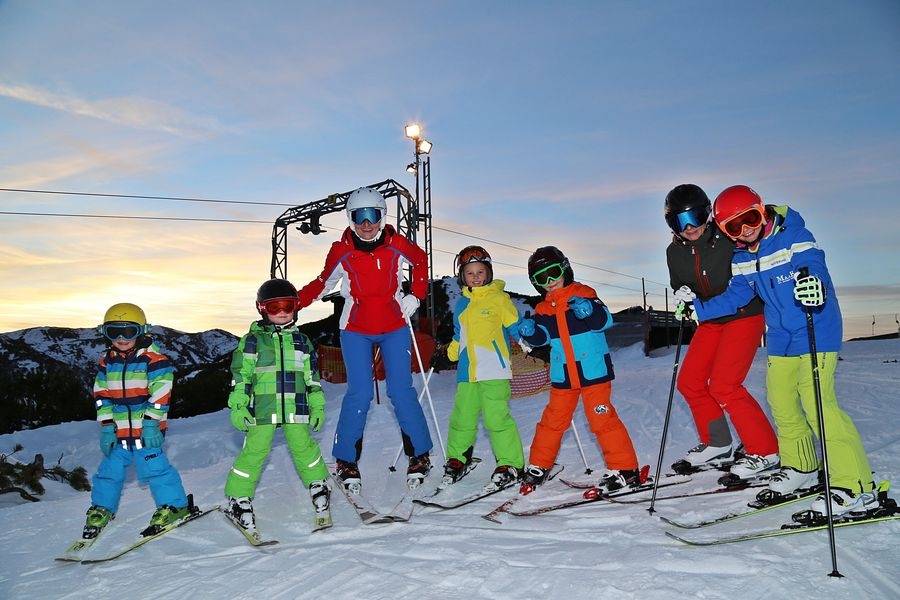 Skifahren, Skiurlaub und Winterurlaub in den Salzkammergut-Bergen