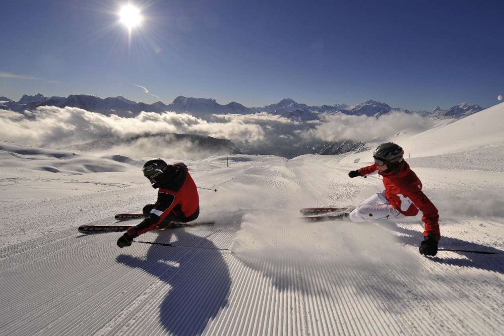 Skifahren über den Wolken - im Skigebiet Belalp kein Problem. Foto: Belalp Bergbahn