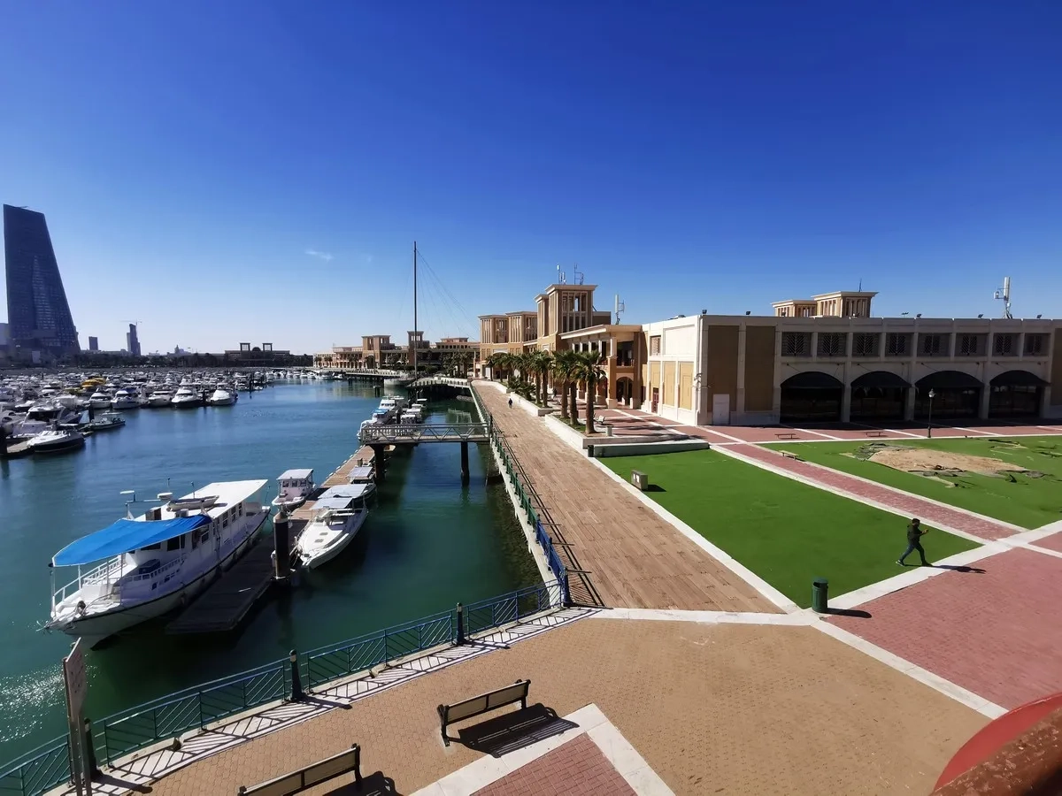 Kuwait Marathon 2024: Blick auf den Souq Sharq