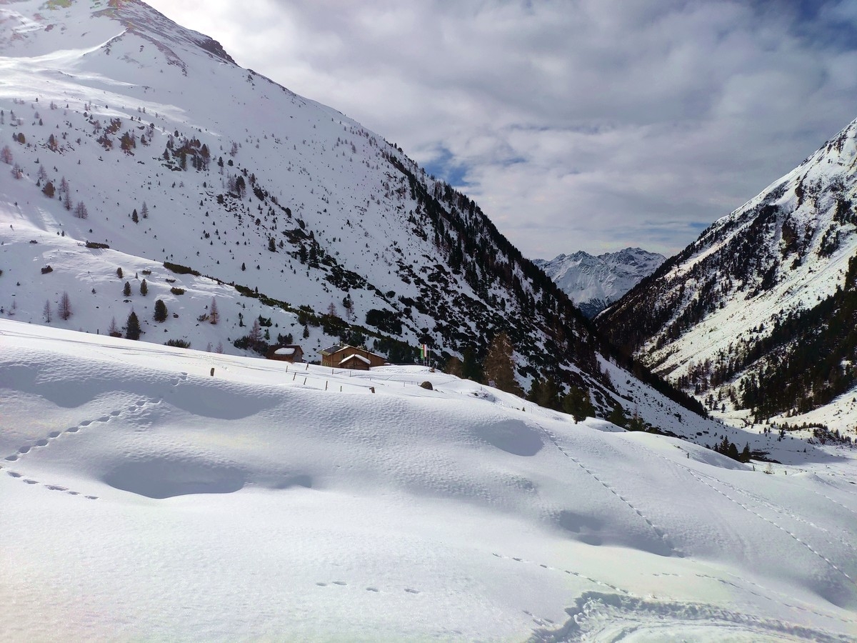 Die Schweinfurter Hütte im Winter