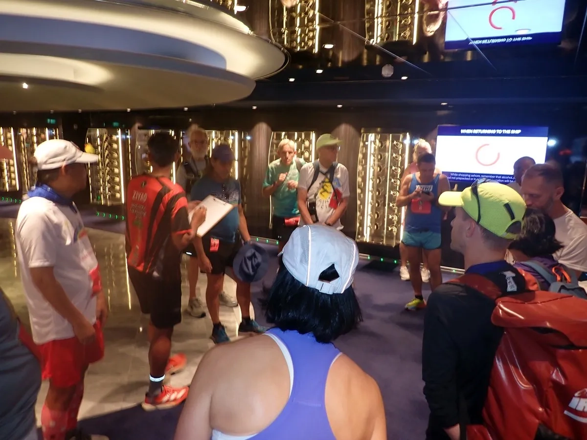 Eastern Caribbean Marathon Challenge: Exit ist auf Deck 4