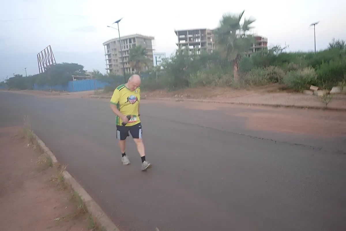 Dakar Club-Marathon: Giuseppe auf der Strecke