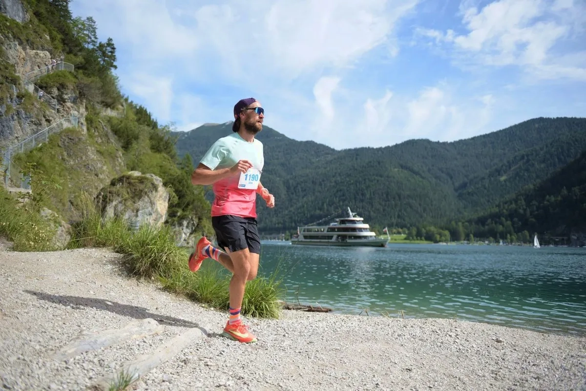 Achenseelauf 2025: Laufen zwischen Berg und See