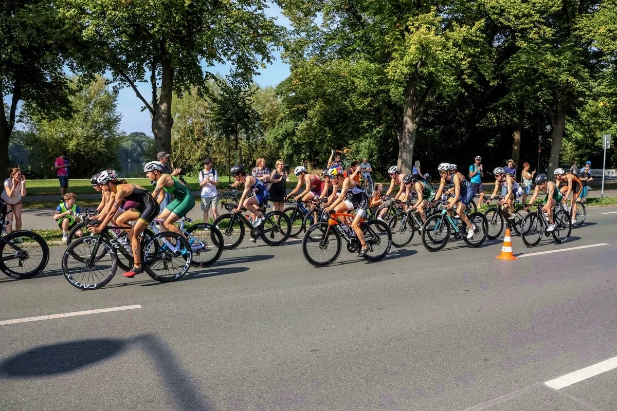 Die Radstrecke beim Maschsee Triathlon Hannover