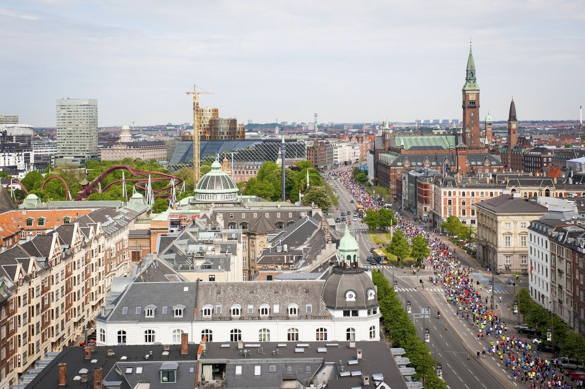 At the marathon in Copenhagen you can not only enjoy the capital of Denmark, but also set a best time. After all, world records have already been run here. Photo: Piere Mangez