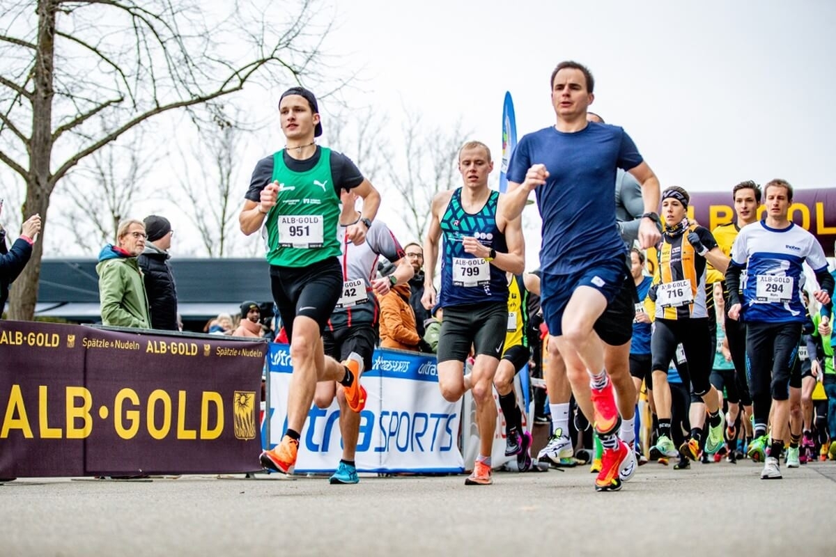 Crosslauf Reutlingen Kreuzeichestadion, Foto: © BeLa Sportfoto Crosslauf Reutlingen Kreuzeichestadion, Foto: © BeLa Sportfoto