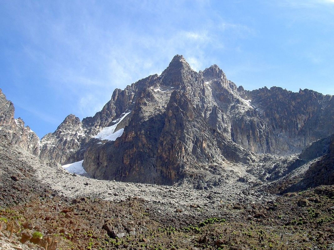 Batian (Mount Kenya), Foto: Chris 73, Lizenz: Creative Commons Attribution-Share Alike 3.0 Unported Batian (Mount Kenya), Foto: Chris 73, Lizenz: Creative Commons Attribution-Share Alike 3.0 Unported