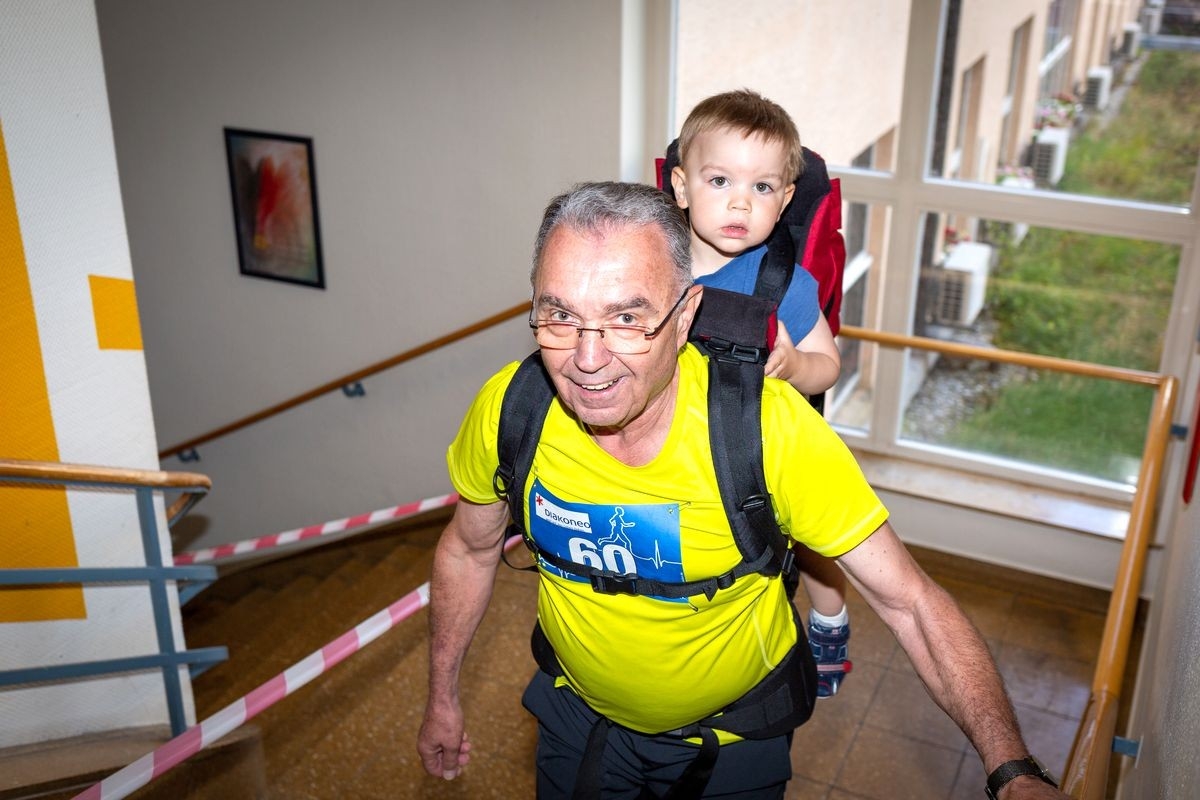 Benefiz-Treppenlauf im Diakonie-Klinikum, Foto: Veranstalter Benefiz-Treppenlauf im Diakonie-Klinikum, Foto: Veranstalter