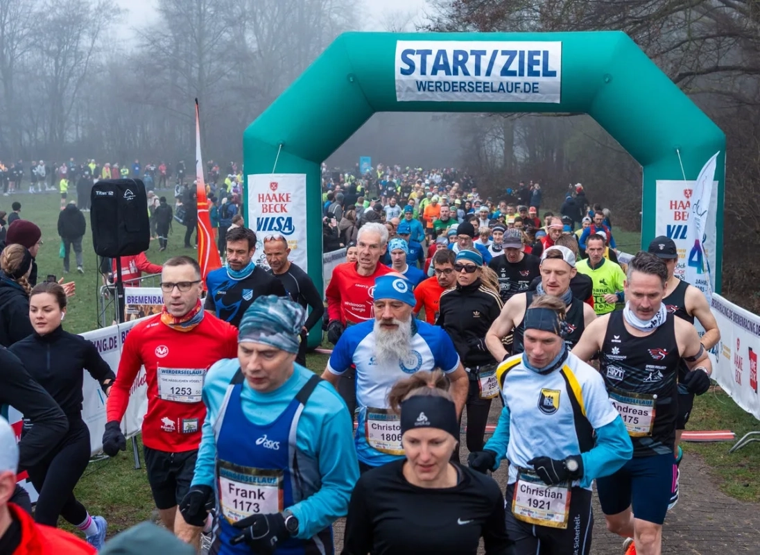 Start zum Werderseelauf 2026 (© bremenRacing) Start zum Werderseelauf 2026 (© bremenRacing)