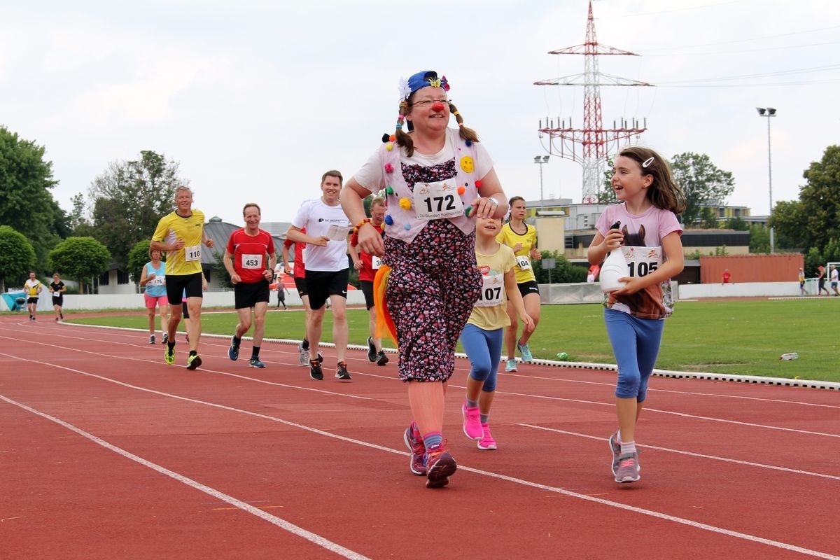 24-Stunden-Lauf für Clowns mit Herz, Foto: Veranstalter 24-Stunden-Lauf für Clowns mit Herz, Foto: Veranstalter
