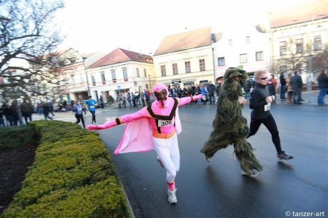 Werbeprofi-Silvesterlauf Gmünd (C) tanzer-art Werbeprofi-Silvesterlauf Gmünd (C) tanzer-art