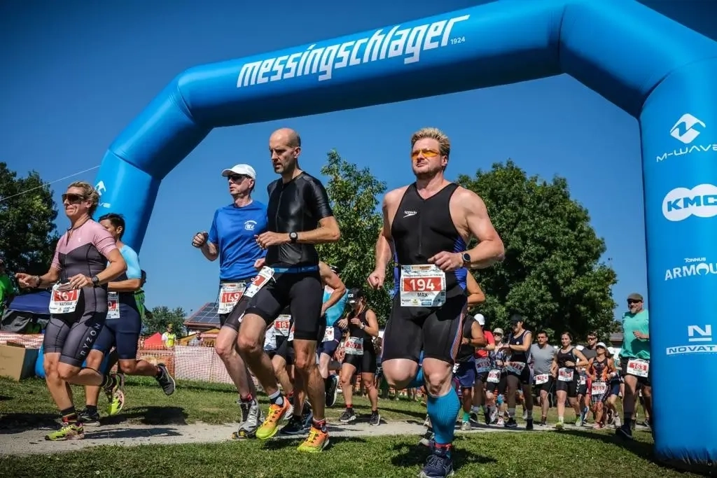 Start zum Nonstop Triathlon Bamberg Start zum Nonstop Triathlon Bamberg
