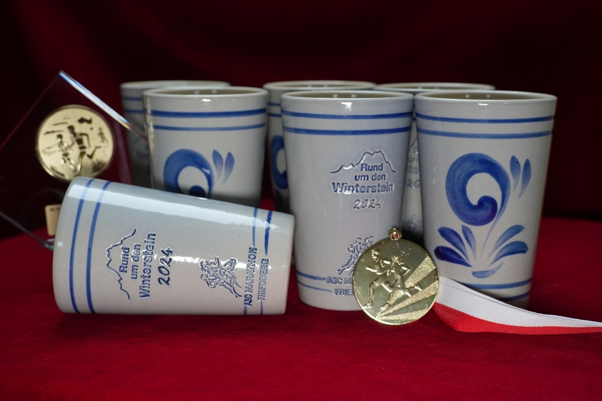 Volkslauf Rund um den Winterstein Friedberg / Hessen Volkslauf Rund um den Winterstein Friedberg / Hessen