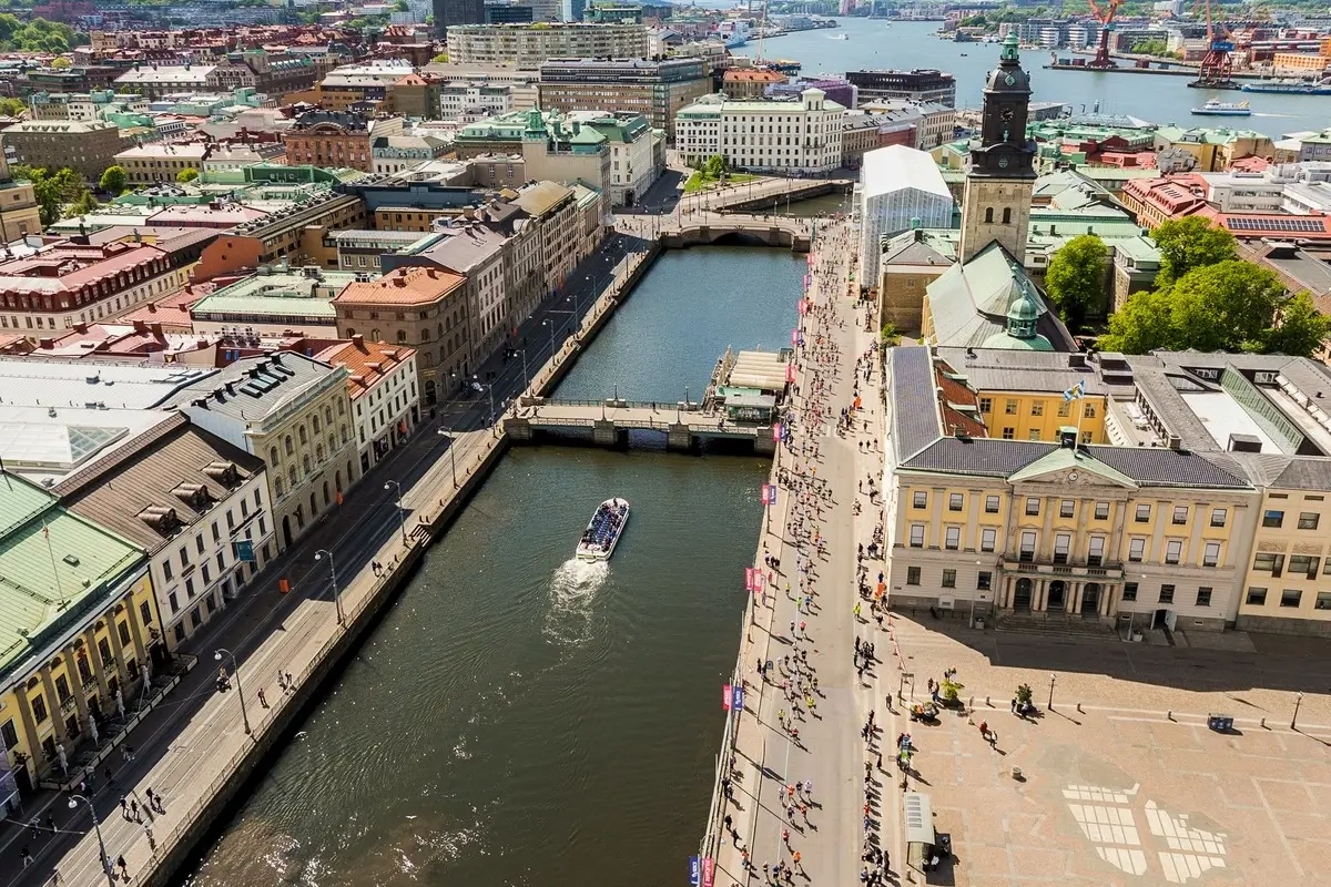 21 km Göteborgsvarvet 2025 (Foto: © Göteborgsvarvet, Ted Olsson) 21 km Göteborgsvarvet 2025 (Foto: © Göteborgsvarvet, Ted Olsson)