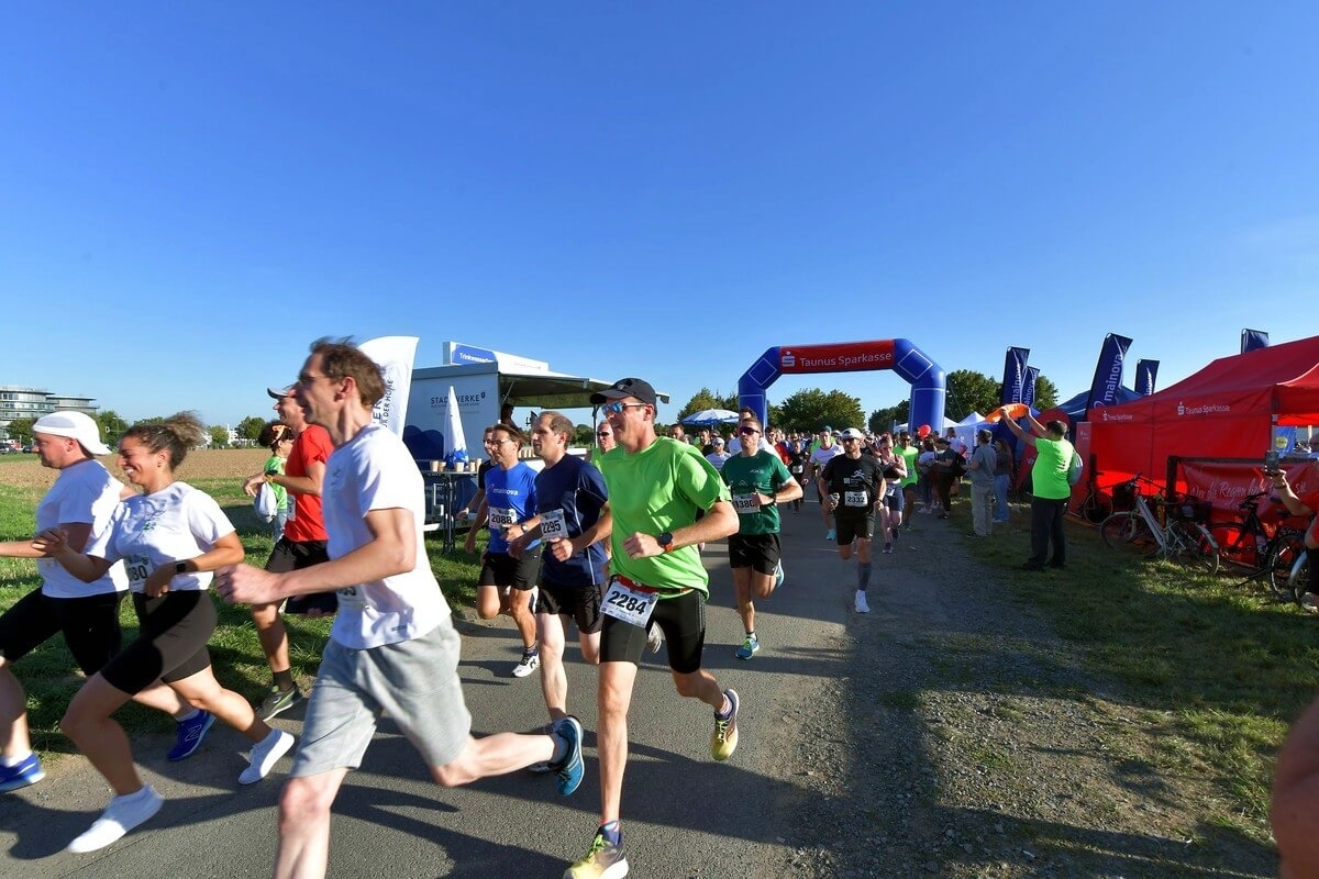 Bad Homburg runs after work 2023, Foto: © Jochen Reichwein, zvg Magistrat der Stadt Bad Homburg Bad Homburg runs after work 2023, Foto: © Jochen Reichwein, zvg Magistrat der Stadt Bad Homburg