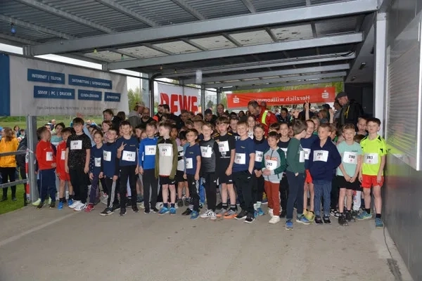 Rheinauenlauf 2025: Start Kinder (Foto: © Veranstalter) Rheinauenlauf 2025: Start Kinder (Foto: © Veranstalter)
