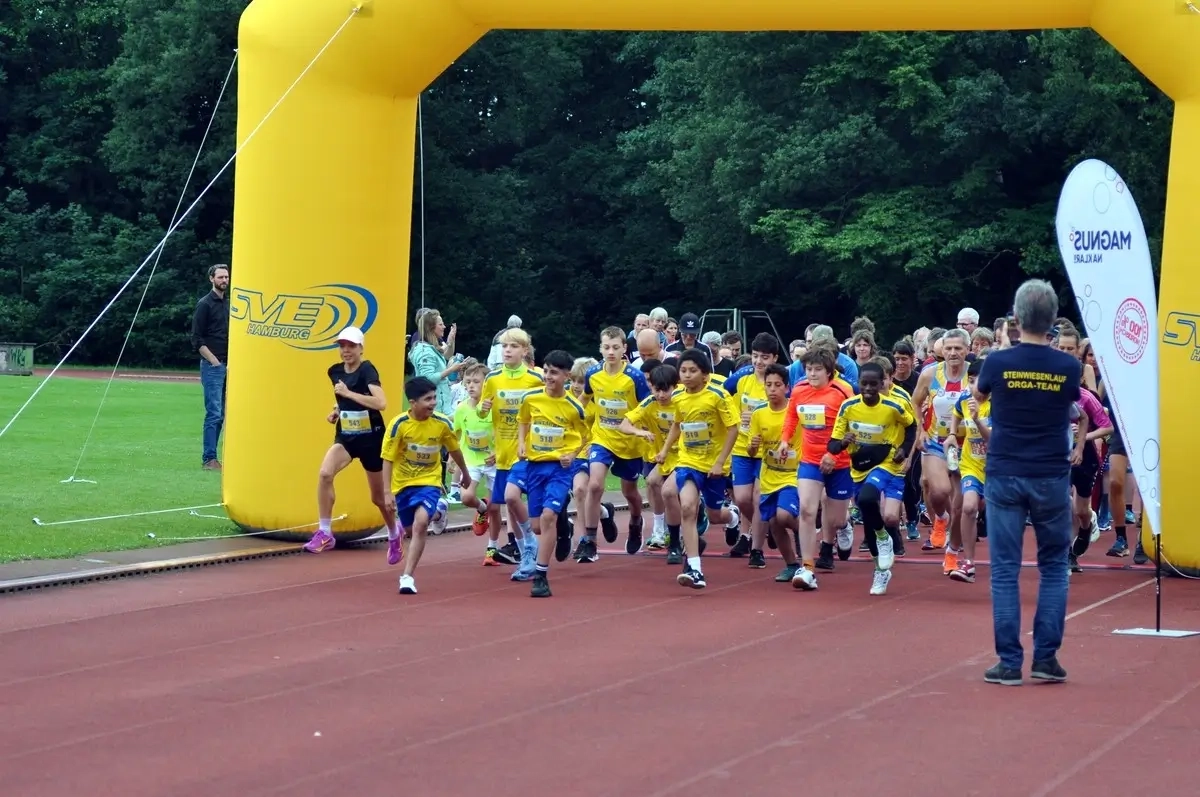 Steinwiesenlauf 2024: Nachwuchslauf Start Steinwiesenlauf 2024: Nachwuchslauf Start