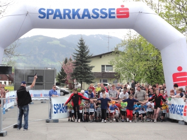 Luschnouar Sparkassen-Meile (C) Veranstalter Luschnouar Sparkassen-Meile (C) Veranstalter