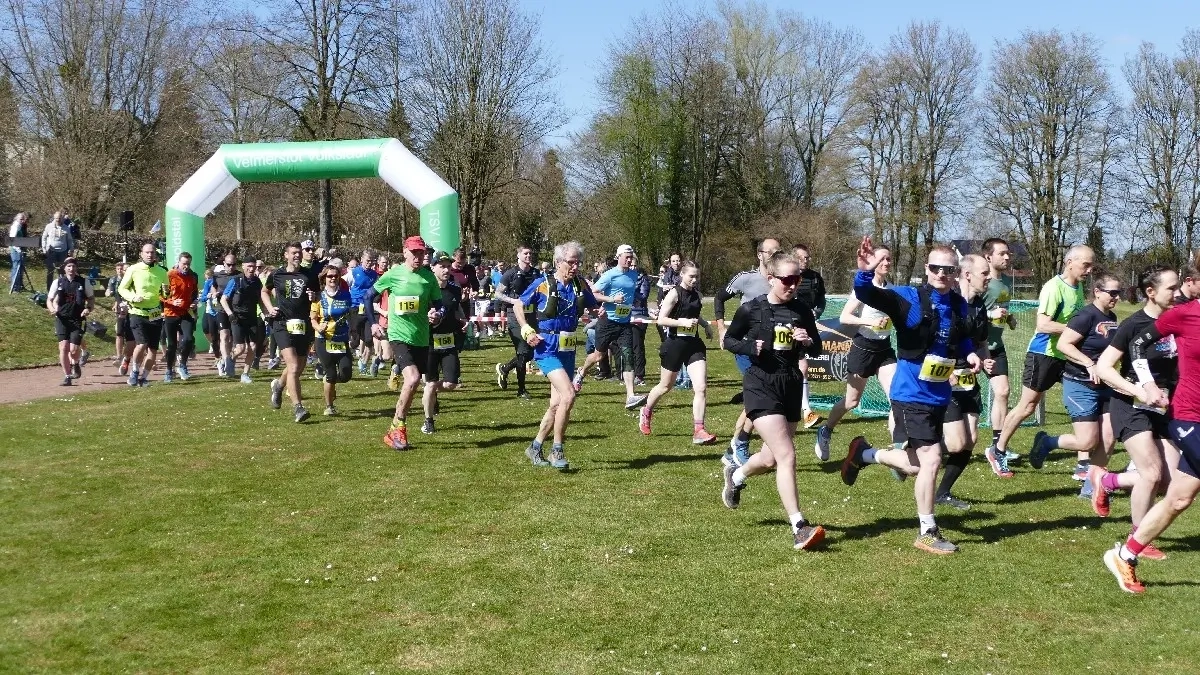 Velmerstot-Volkslauf 2025: Start Lippe Trail Velmerstot-Volkslauf 2025: Start Lippe Trail