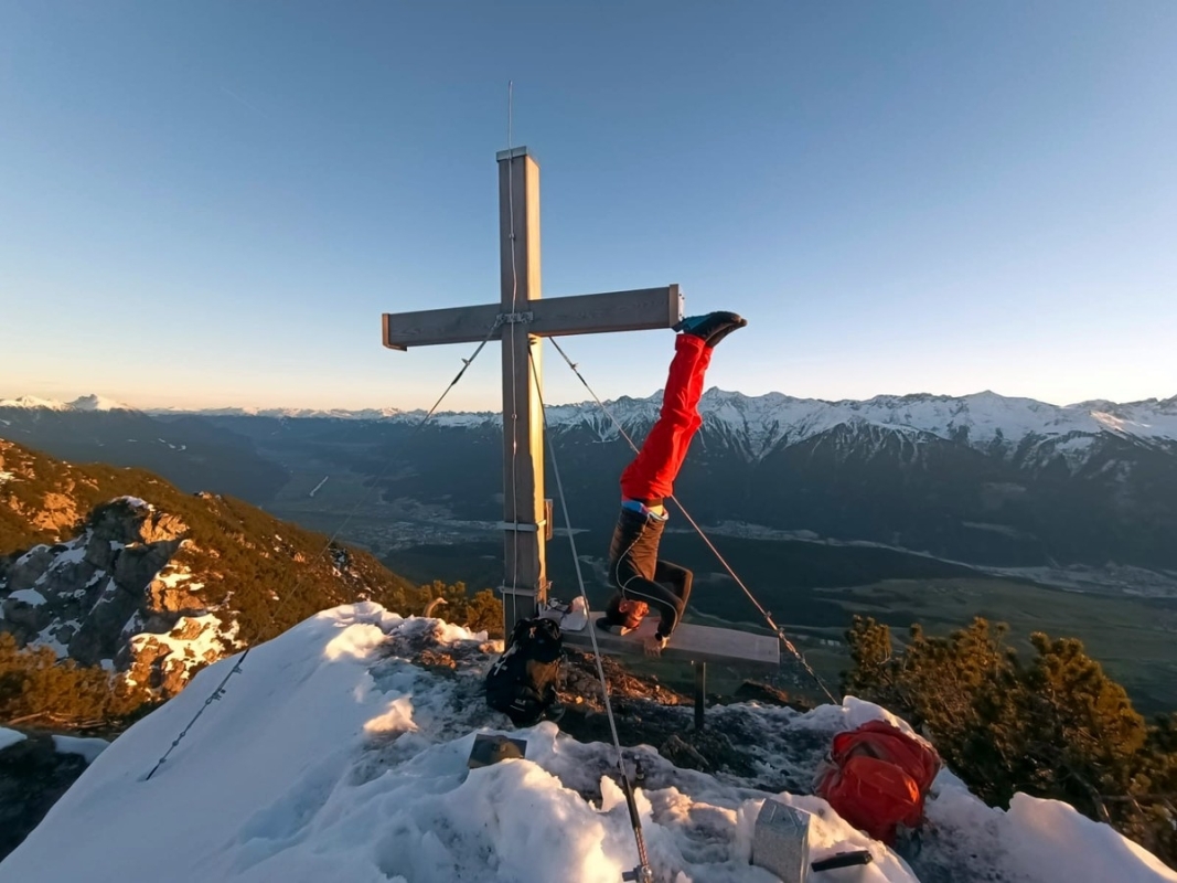 Judenköpfe 09: Kopfstand am Gipfel Judenköpfe 09: Kopfstand am Gipfel