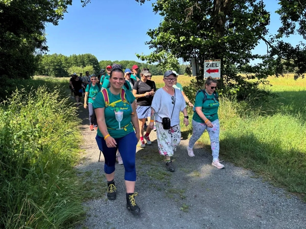 Weinlauf Ortrand 2025: Start (Foto: © Lausitzer Sportevents) Weinlauf Ortrand 2025: Start (Foto: © Lausitzer Sportevents)