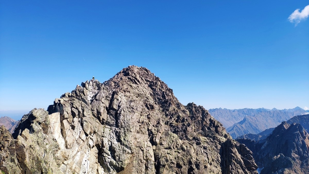 Acherkogel Normalweg 14: Von der Nordflanke über 1er Gelände zum Acherkogel. Acherkogel Normalweg 14: Von der Nordflanke über 1er Gelände zum Acherkogel.