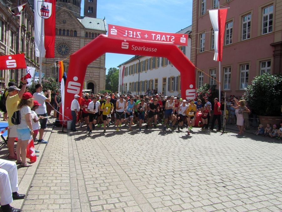 Brezelfest-Strassenlauf (C) Veranstalter Brezelfest-Strassenlauf (C) Veranstalter