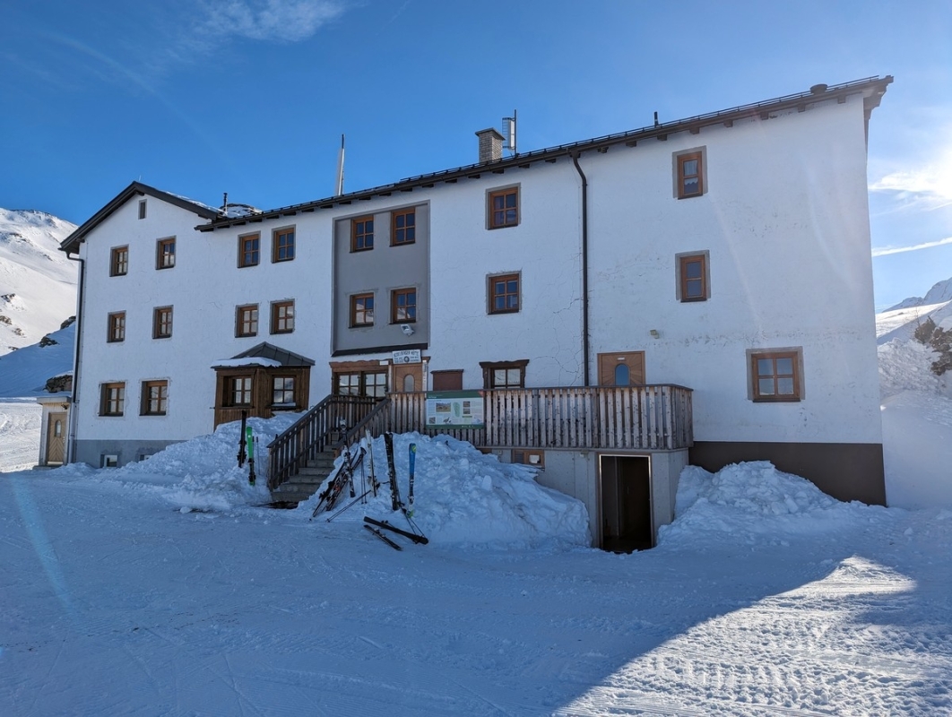 Heidelberger Hütte im Winter 2023 / 2024 Heidelberger Hütte im Winter 2023 / 2024