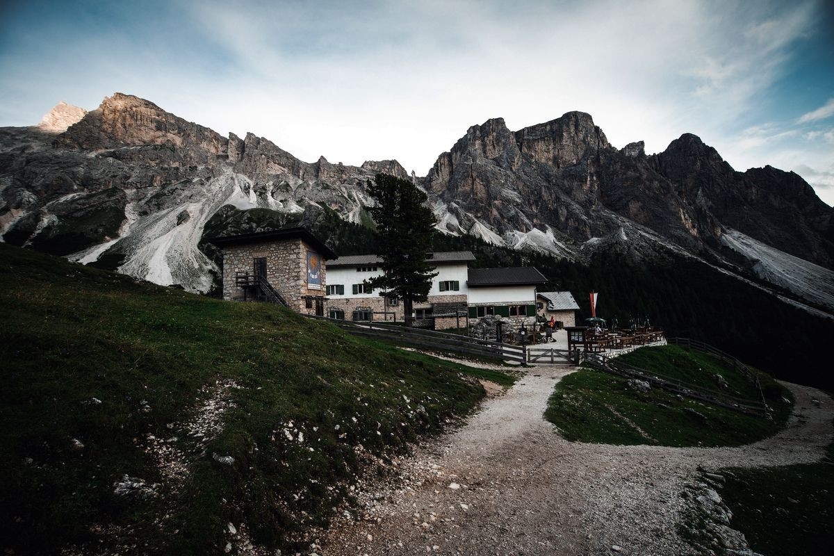 Regensburger Hütte - Rifugio Firenze, Foto: Fam. Perathoner Regensburger Hütte - Rifugio Firenze, Foto: Fam. Perathoner
