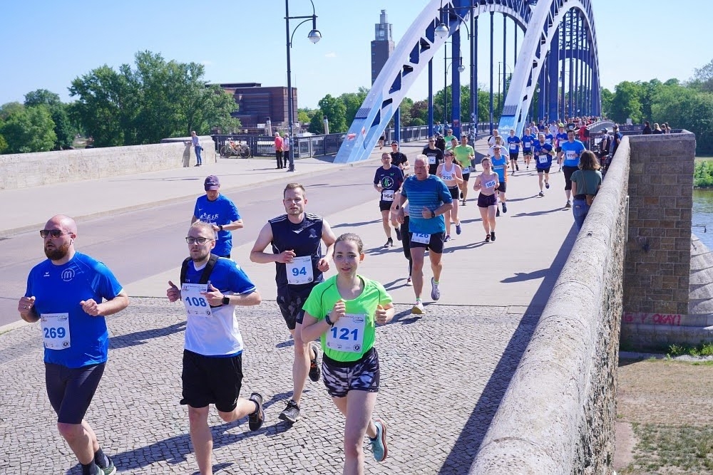 Elbe-Brücken-Lauf Magdeburg, Foto: Veranstalter Elbe-Brücken-Lauf Magdeburg, Foto: Veranstalter