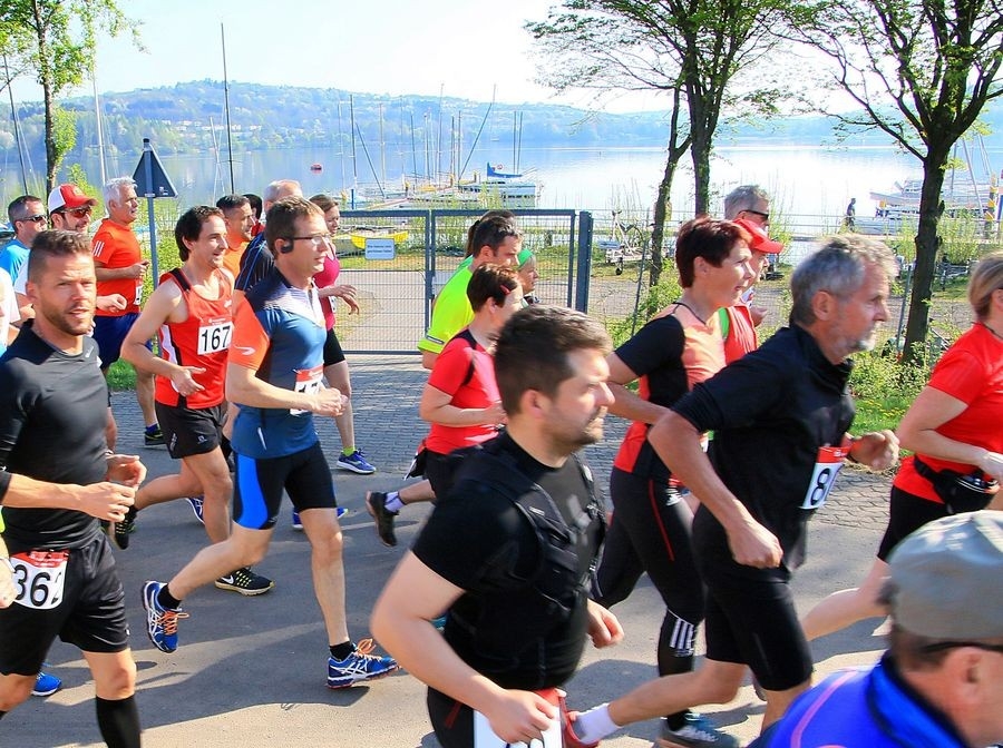 Zwei Seen Lauf Otzenhause (c) Josef Bohnenberger (B&K) Zwei Seen Lauf Otzenhause (c) Josef Bohnenberger (B&K)