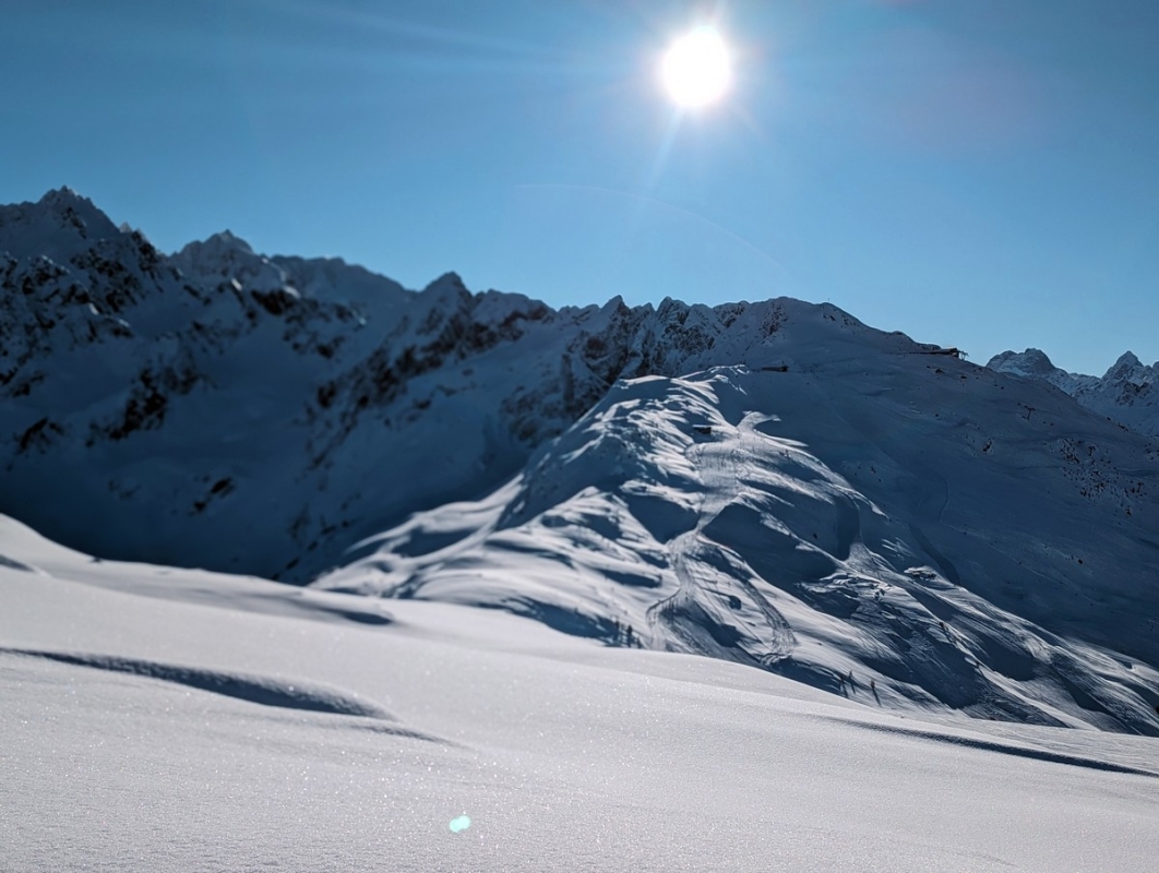 Blick vom Sechszeiger zum Hochzeiger Blick vom Sechszeiger zum Hochzeiger