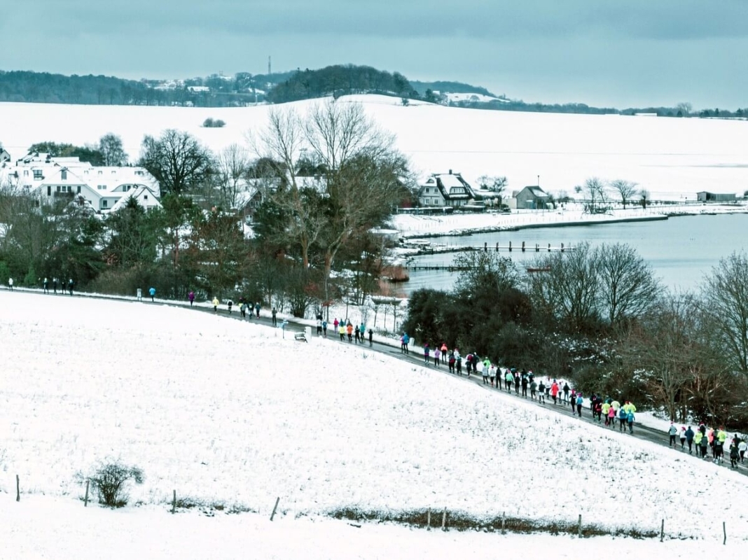 Mönchguter Brennerei-Lauf Middelhagen 2023, Foto: © Pocha Mönchguter Brennerei-Lauf Middelhagen 2023, Foto: © Pocha