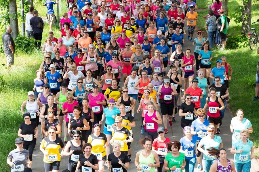 Saarbrücker Frauenlauf (c) Fotostudio Schäfer Saarbrücker Frauenlauf (c) Fotostudio Schäfer