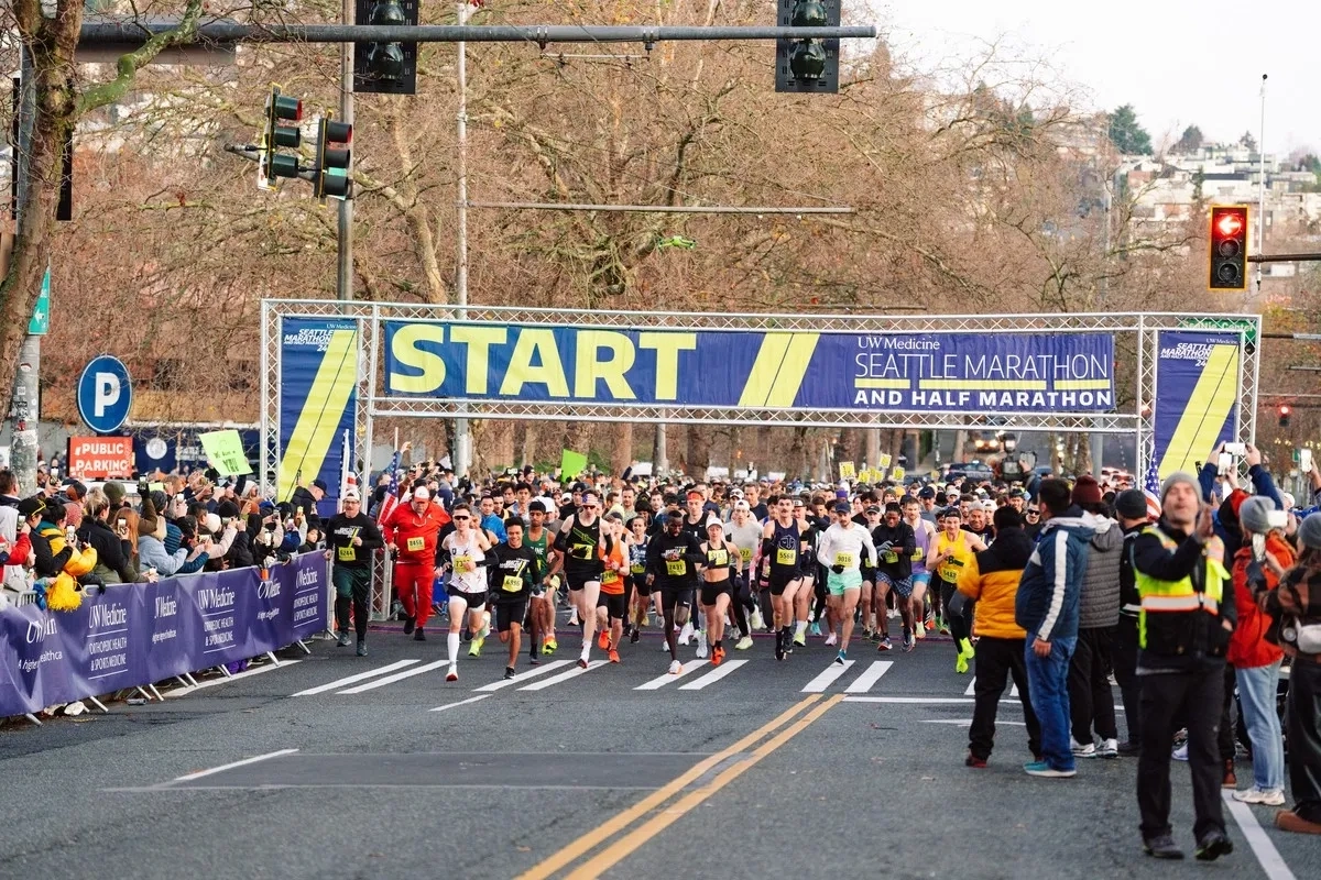 Start zum Seattle Marathon 2024. (Foto: © Tiare Bowman) Start zum Seattle Marathon 2024. (Foto: © Tiare Bowman)