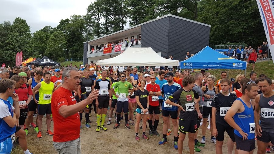 Biggesee Marathon Wettkampfbesprechung Biggesee Marathon Wettkampfbesprechung